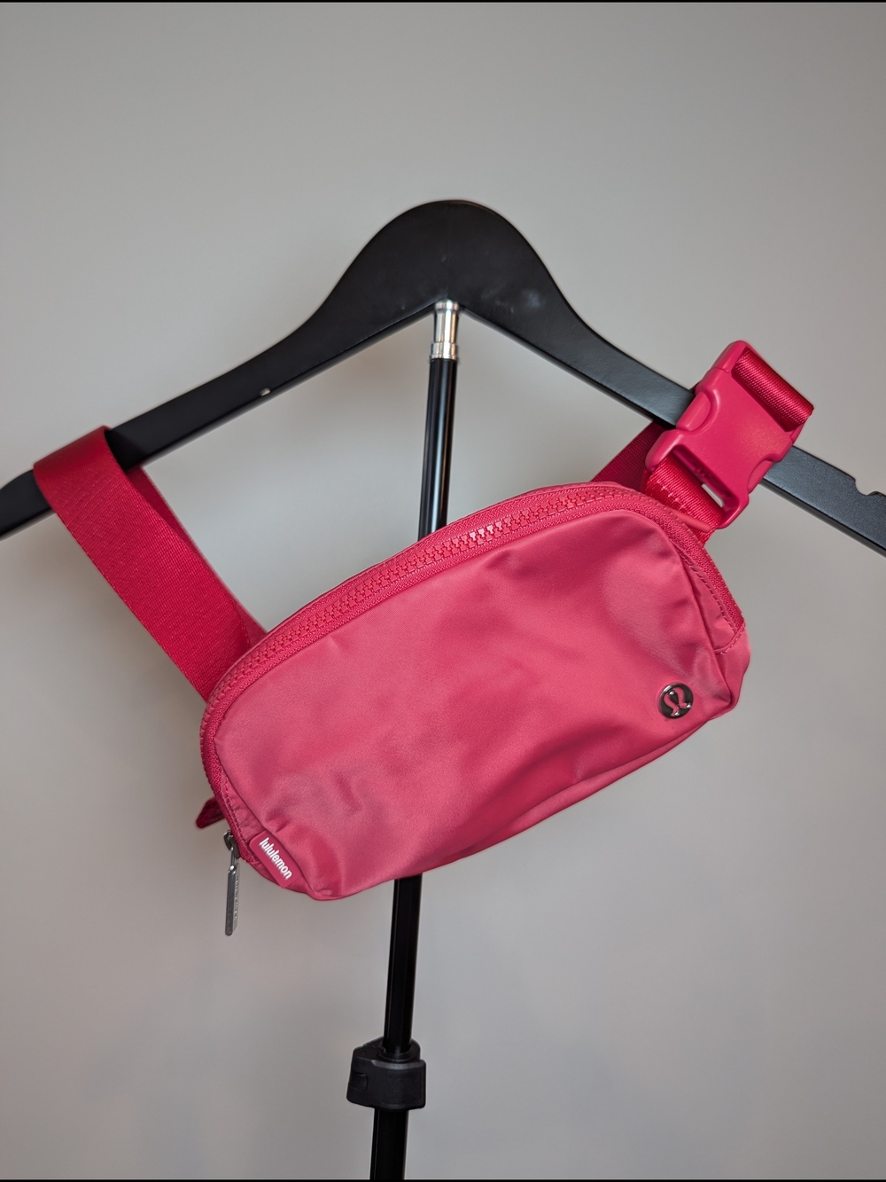 lululemon athletica Red Waist Pack with Adjustable Strap Belt Bag